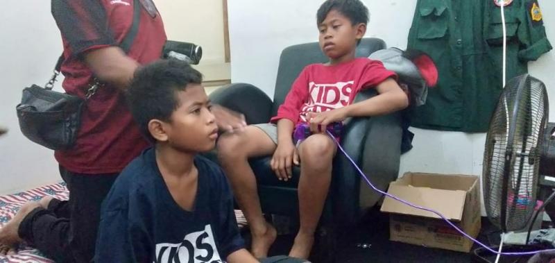 Kakak beradik asal Kabupaten Ende, Fikri dan Irvan diduga menjadi korban perdagangan anak (Foto: Law.justice.co/Ist)