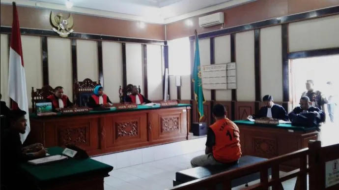 Wartawan Epong Reza dikriminalisasi karena pekerjaannya sebagai wartawan (Foto: Radar Bangsa)