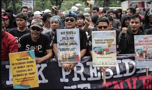 Demo karyawan pelabuhan JICT di Jakarta (Foto: Liputan6)