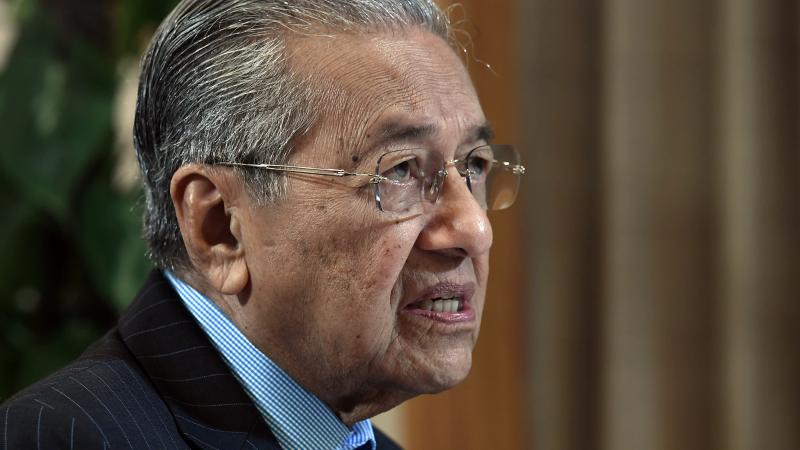 PM Malaysia, Mahathir Mohammad (Ist)