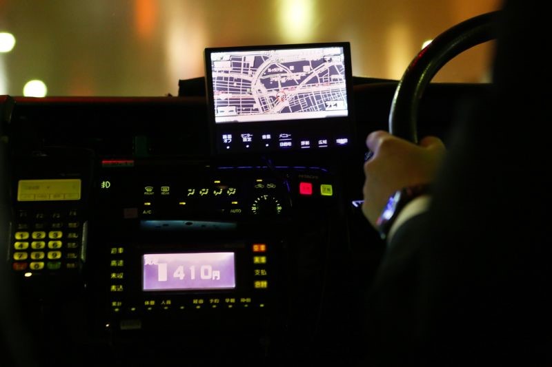 Ilustrasi perangkat eletronik canggih dalam sebuah taksi di Jepang (yahoo)