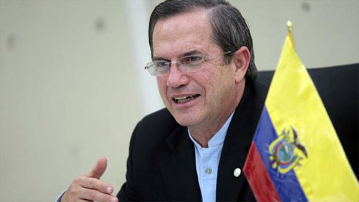 Mantan menteri luar negeri Ekuador, Ricardo Patino (Foto: El Politico)
