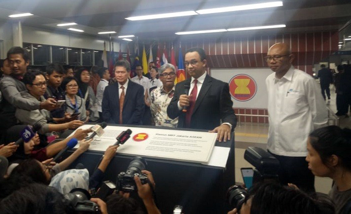 Gubernur DKI Jakarta Anies Baswedan meresmikan pergantian nama Stasiun MRT (Foto: inews)