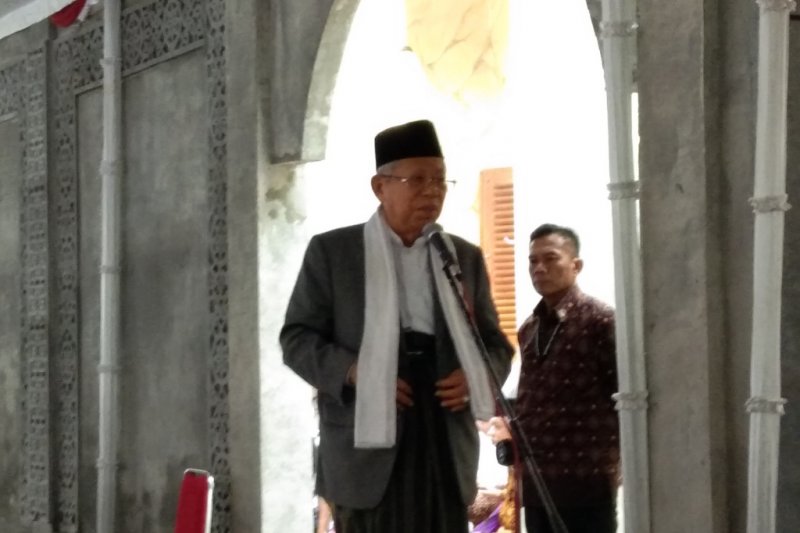 Cawapres Nomor Urut 01 Ma`ruf Amin saat berkunjung ke salah satu Ponpes di Yogyakarta (Foto ANTARA)