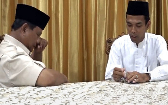 Capres nomor urut 02, Prabowo Subianto bersama Ustaz Abdul Somad (foto: Ist)