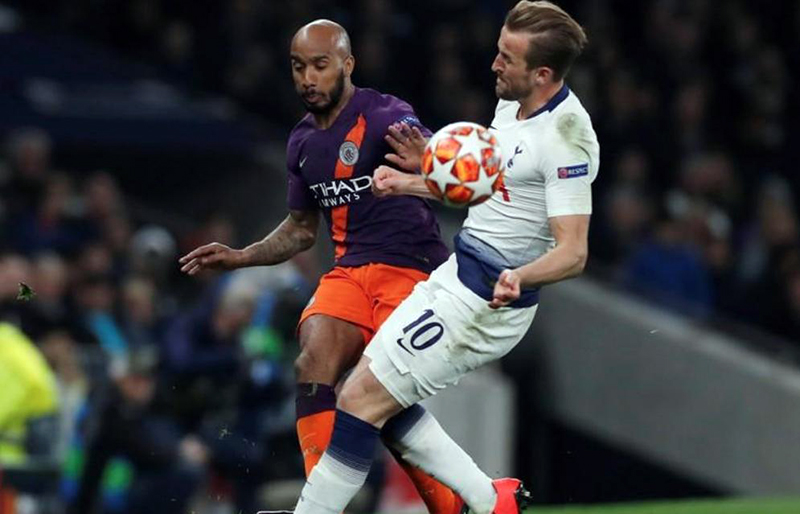 Harry Kane, mengalami cedera ligamen pada pertandingan kedua babak perempat-final Liga Champions menghadapi Manchester City yang berakhir dengan kemenangan 1-0 Spurs, 9 April 2019 (Reuters)