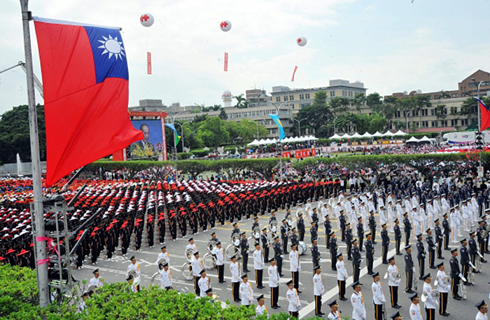 Parade militer Taiwan (Foto: Vancouver Sun)
