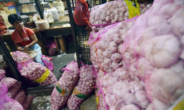 Bawang putih di pasaran (Foto: Okezone)
