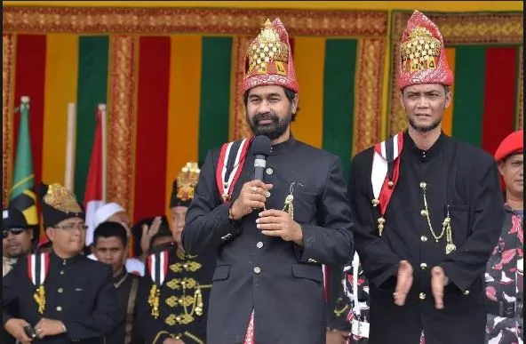 Ketua Komite Peralihan Aceh (KPA) dan Ketua DPA Partai Aceh (PA) Muzakir Manaf atau akrab disapa Mualem