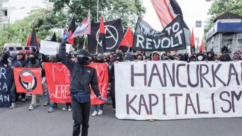 Anarko Sindikalisme di tengah May Day (foto: Nusantara News)