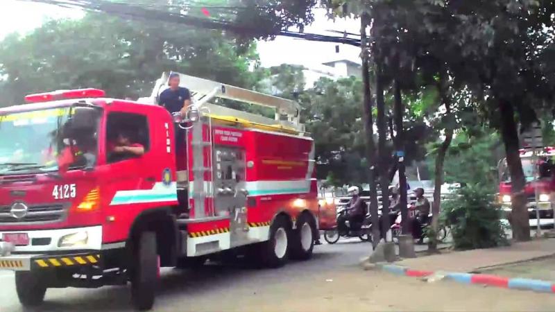 mobil pemadam kebakaran DKI Jakarta (Foto: youtube)