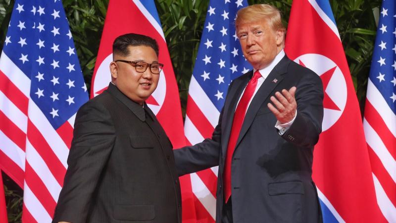 Pemimpin Korut Kim Jong Un dan Presiden AS Donald Trump (VanityFair.com)