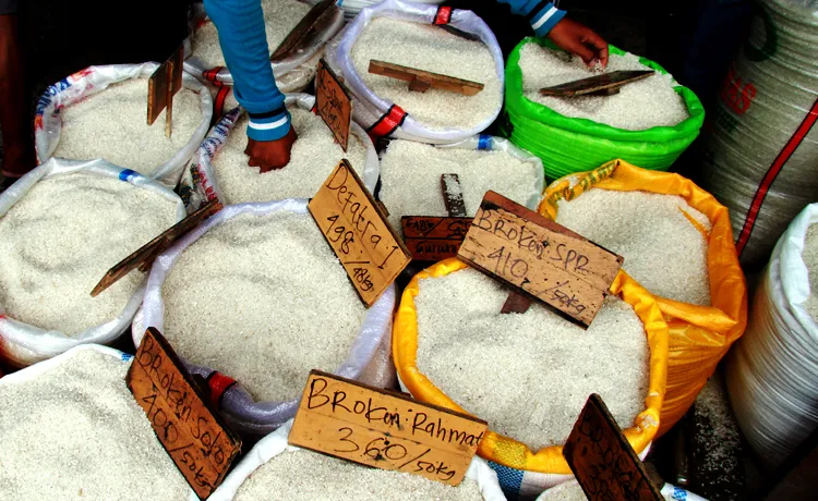Harga Beras dan Stok Beras di pasaran (Foto : Robinsar Nainggolan)