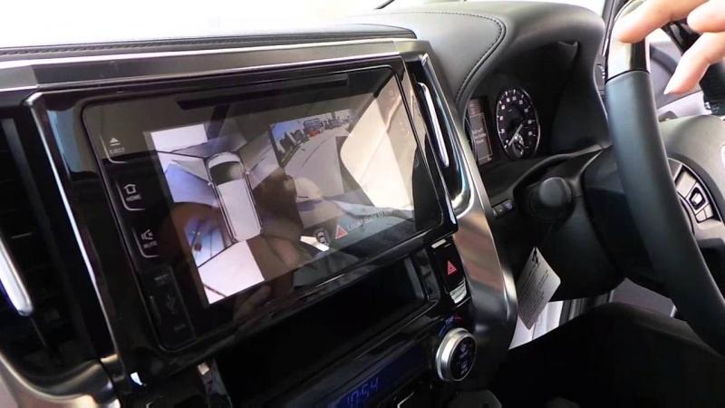 Interior Toyota Alphard (YouTube/Tribun Jateng)