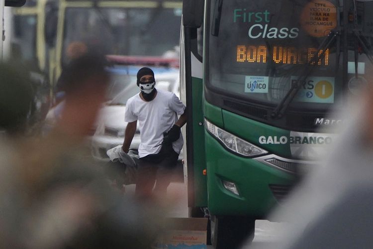 Pembajakan bus di Brasil (AFP)
