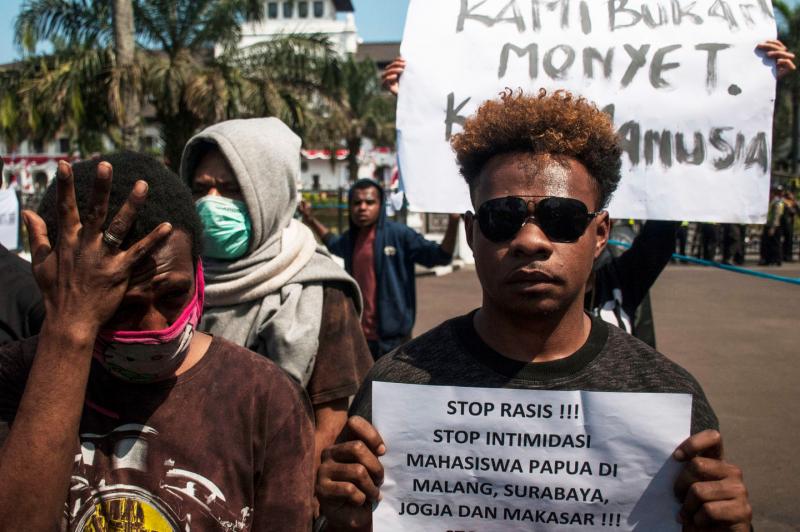 Aksi protes atas penyerbuan dan ucapan rasis terhadap mahasiswa Papua di Surabaya (Beritagar.id)