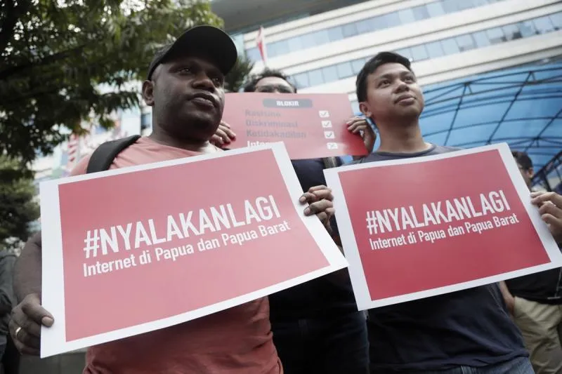 Aksi protes terhadap pemblokiran internet di Papua (Kompas.id)