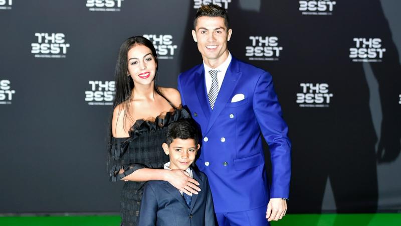 Georgina Rodriguez dan Cristiano Ronaldo (Goal.com)