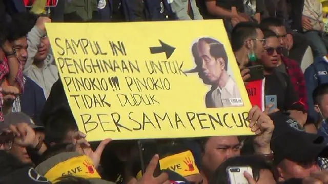 Tolak RUU KUHP Revisi UU KPK, Mahasiswa Demo DPR