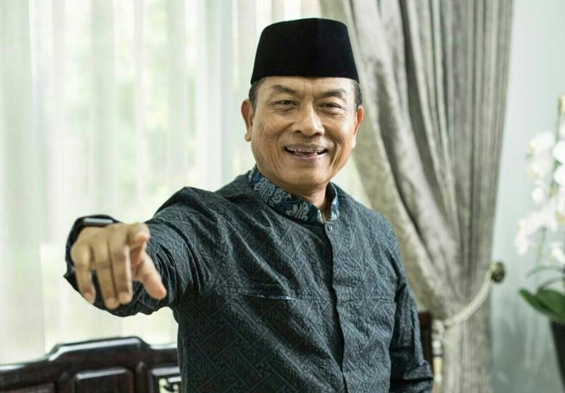 Kepala Staf Kepresidenan Moeldoko bongkar satu nama orang dekat Presiden Jokowi yang pernah didatngi kader Partai Demokrat (rmoljakarta.com)