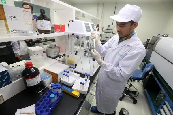 Bio Farma menjadi pengendali Kimia Farma (foto: Bisnis)