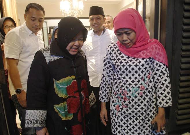 Khofifah Indar Parawansa menggelar pertemuan dengan Walikota Surabaya Tri Rismaharini. (surabayapagi.com)