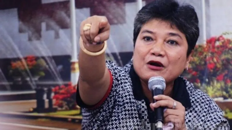 Politisi PDI Perjuangan, Ribka Tjiptaning (indopolitika)