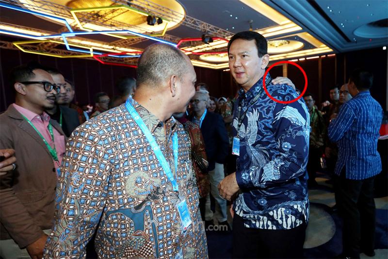 Basuki Tjahaja Purnama alias Ahok di tengah Pertamina Energy Forum. (Foto: Ricardo/JPNN.com)