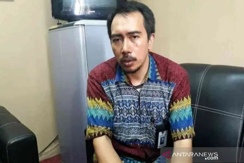 Komisioner KPAD Kabupaten Bekasi, Muhammad Rojak. (ANTARA News/Pradita Kurniawan Syah).