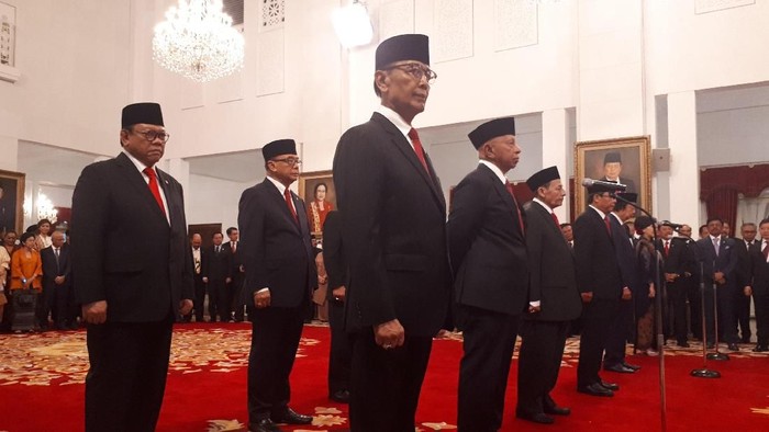 Jokowi lantik Dewan Pertimbangan Presiden. (Foto: Andhika Prasetia/detikcom).