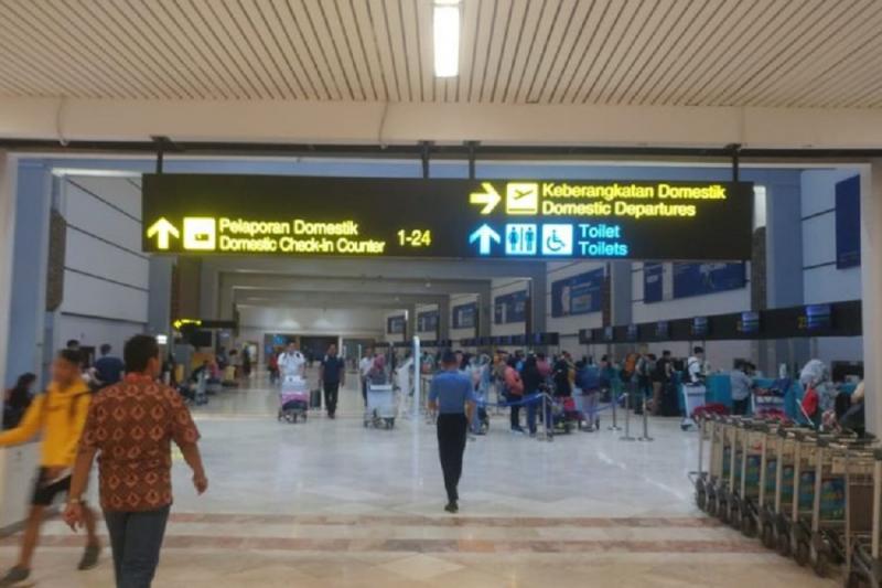 Terminal 2D Bandara Soekarno-Hatta sepi antrian di periode libur Natal dan Tahun Baru, Minggu (22/12/2019)(KOMPAS.com/SINGGIH WIRYONO)