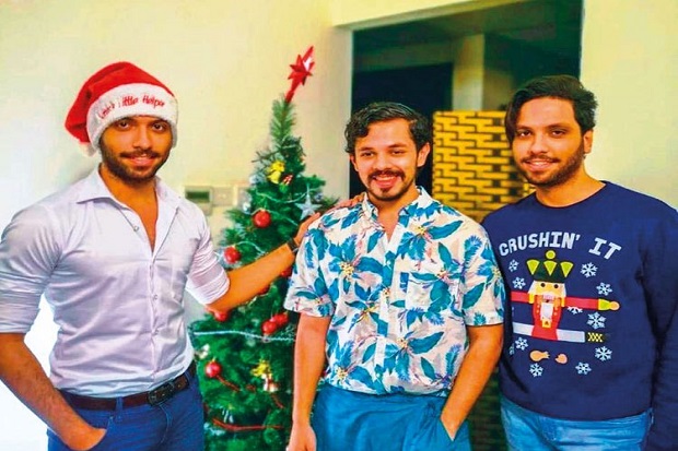 Ahmed Ehmad, warga Muslim di Uni Emirat Arab, bersama saudara laki-laki dan temannya selalu merayakan Natal setiap 25 Desember. (Foto: Gulf News)