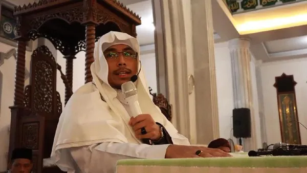 Ustaz Maaher At-thuwailibi. (Foto: Detik.com)