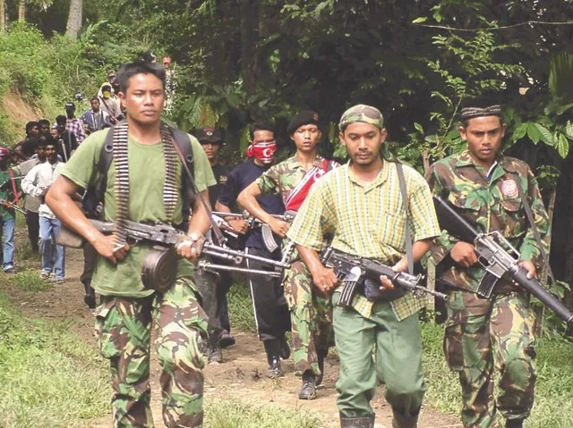 Pasukan GAM saat konflik Aceh. Foto: MH/Dok. Aceh Magazine.