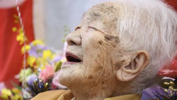 Orang tertua di dunia Kane Tanaka. (Reuters)