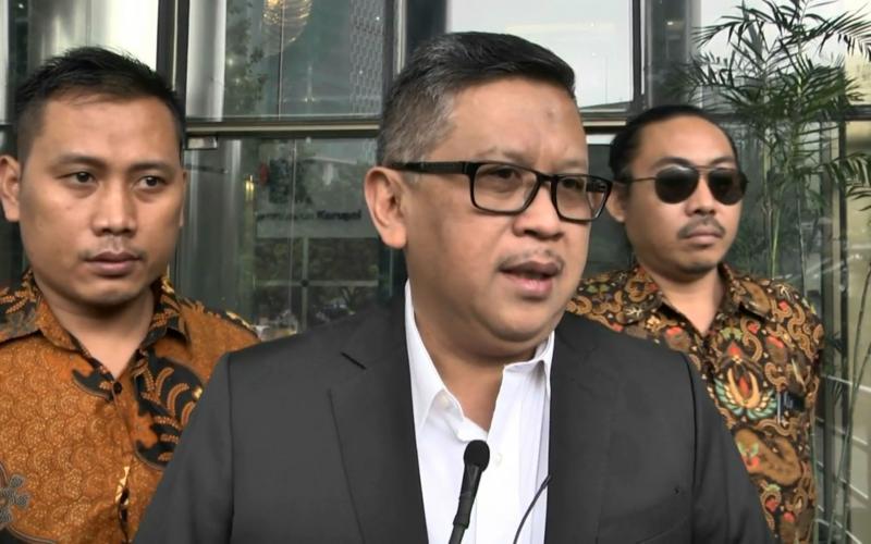 Sekjen PDI Perejuangan Hasto Kristiyanto usai diperiksa KPK dalam kasus suap Harun Masiku (law-justice.co)