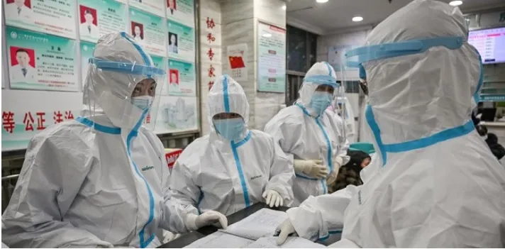 sejumlah perawat di Wuhan China yang sedang menangani pasien terjangkit virus corona (pojoksatu)