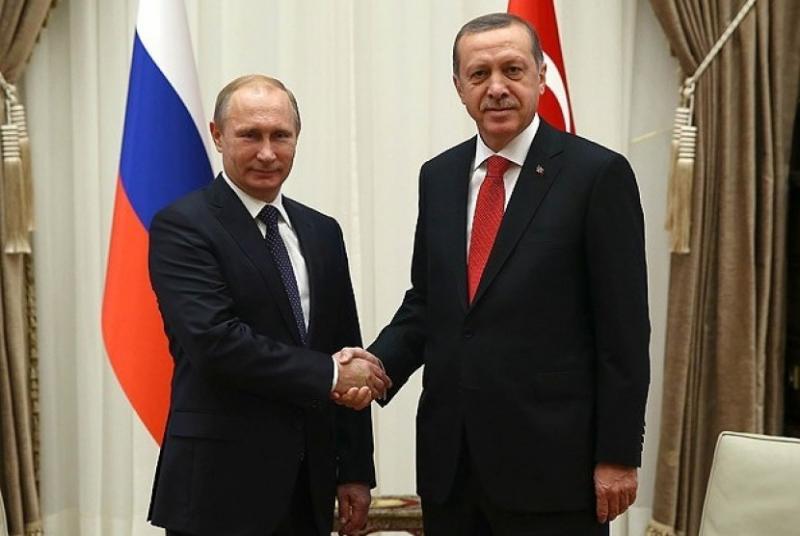 Presiden Rusia Vladimir Putin (kiri) dengan Presiden Turki Tayeb Erdogan bela Palestina  (Republika)
