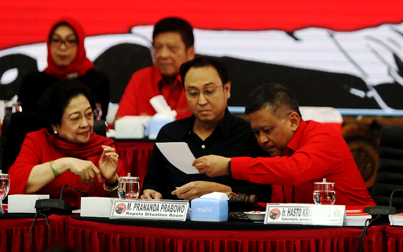 PDI Perjuangan (PDIP) mengumumkan 49 pasangan calon kepala daerah dan calon wakil kepala daerah Gelombang I yang akan berlaga di Pilkada Serentak 2020 pada Rabu (19/2) di Kantor DPP Perjuangan, Jakarta. Robinsar Nainggolan