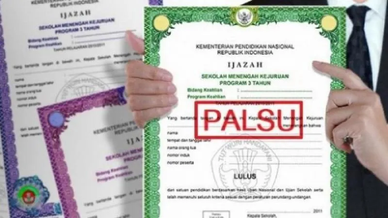 Ilustrasi Ijazah Palsu. (Tribun)