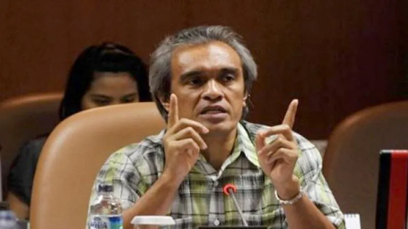 Mantan Wakil Ketua DPD RI: Gangguan Bobby ke Aceh adalah dari Jokowi. (breakingnews).