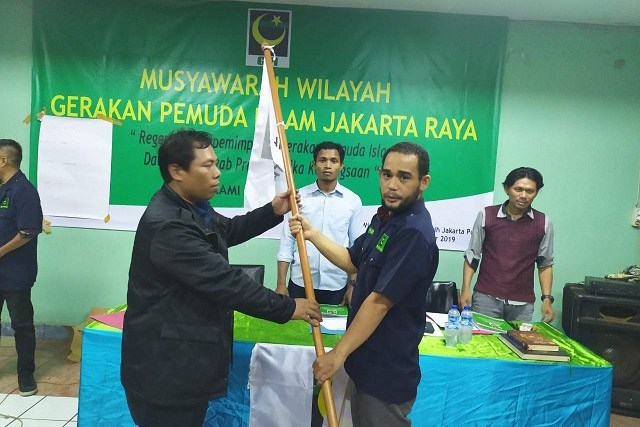 Rahmat Himran Ketua PW GPI Jakarta Raya (kanan)
