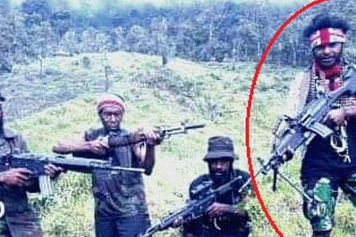 Tentara OPM di Hutan Papua (grid)