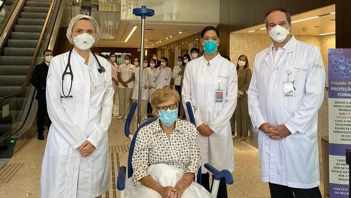 Seorang nenek berusia 97 tahun di Brazil sembuh dari covid-19 (detikcom)