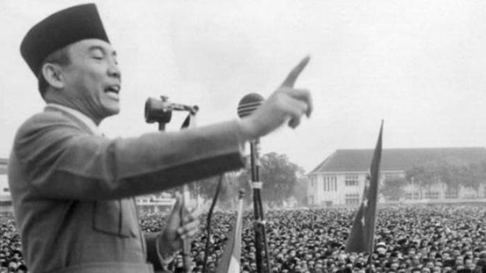 Presiden Pertama Soekarno saat sedang berpidato (Tribunnews)