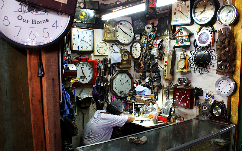 Tidak Ada Psbb Di Jembatan Item