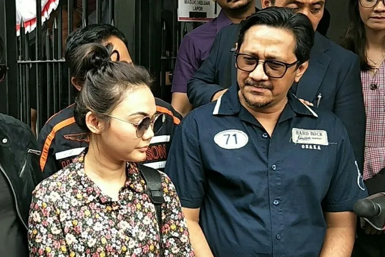 Andre Taulany dan Rina Nose. (Kompas.com).