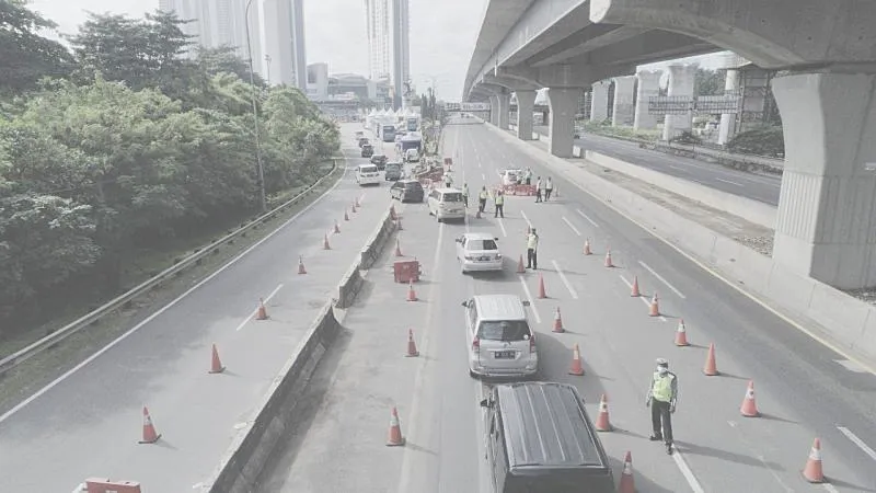 Pemeriksaan dan pembatasan arus mudik di Tol Cikampek beberapa waktu lalu (Foto:Jasa Marga)