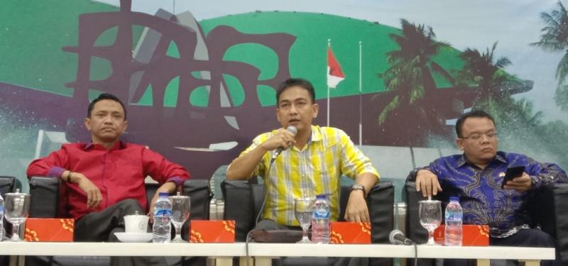 Kornas MP BPJS Hery Susanto (tengah) (realita rakyat)