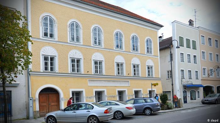 Rumah kelahiran Adolf Hitler di Austria (DW)